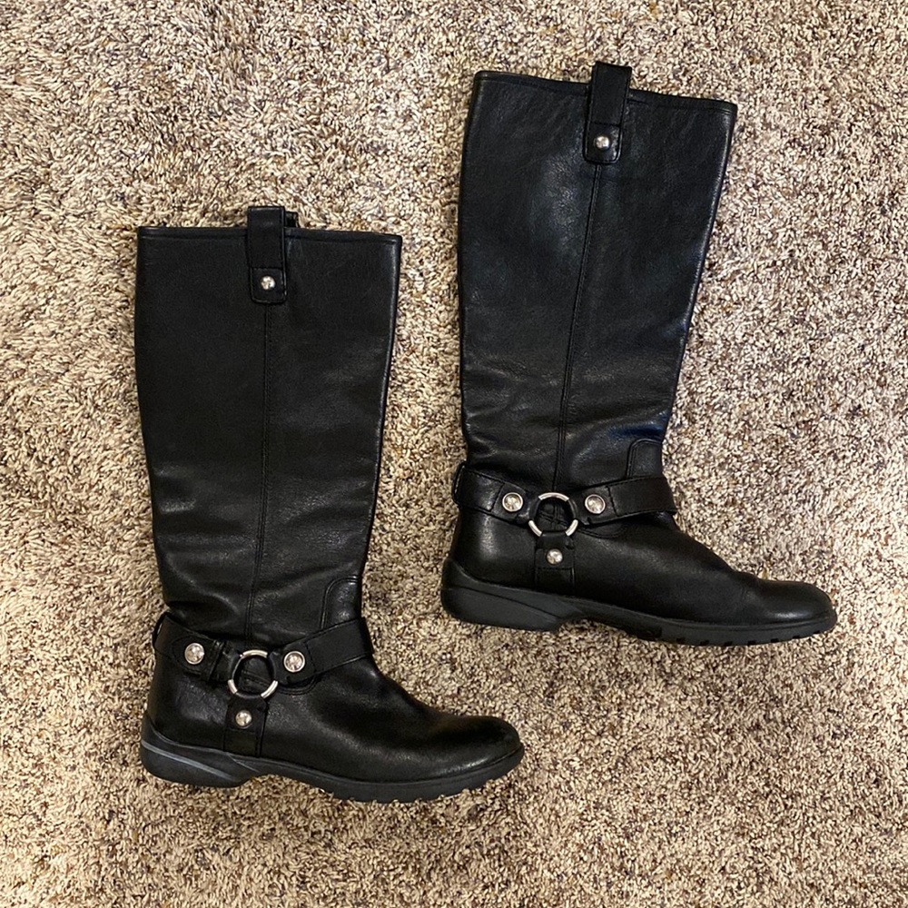 Coach Dafney black boots